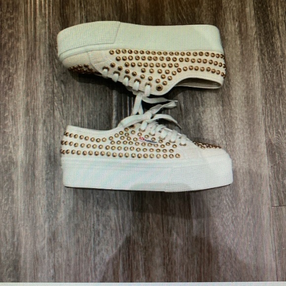 🌼Spring Sale🌼 Superga White Gold Stud Platform CanvasSneakers NIB NWOT Size9.5 - Picture 13 of 16